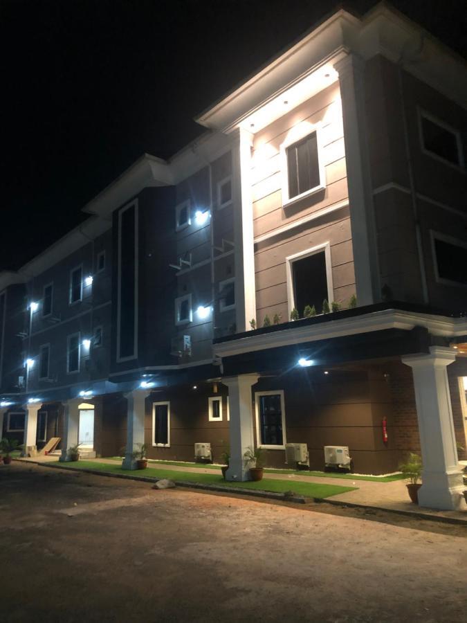 Mesorein Luxury Hotel Benin City Exterior photo